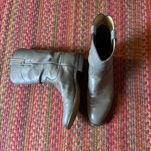 VINTAGE GREY LEATHER COWBOY BOOTS